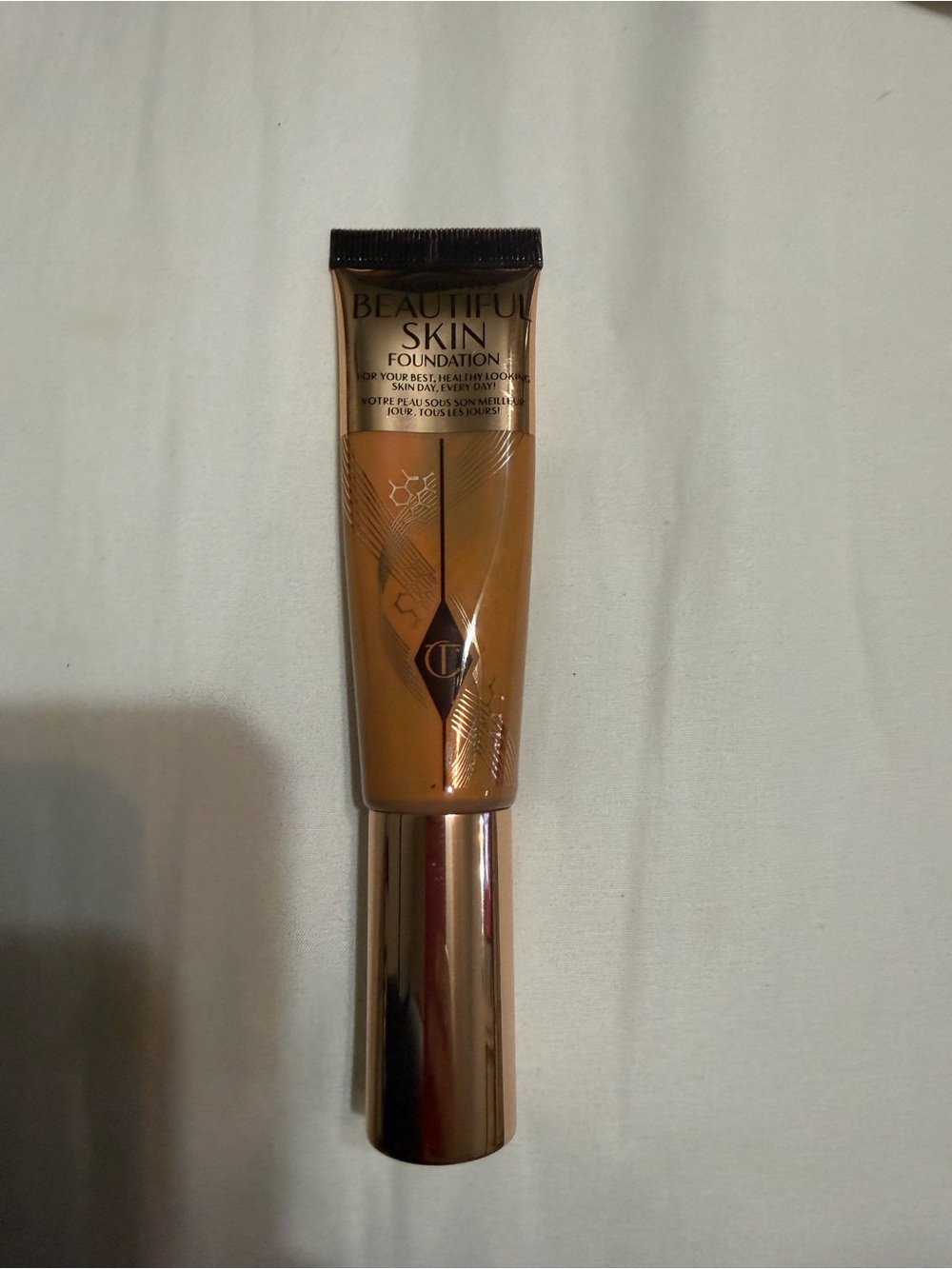 Charlotte Tilbury Beautiful Skin Foundation - Honey Beige
